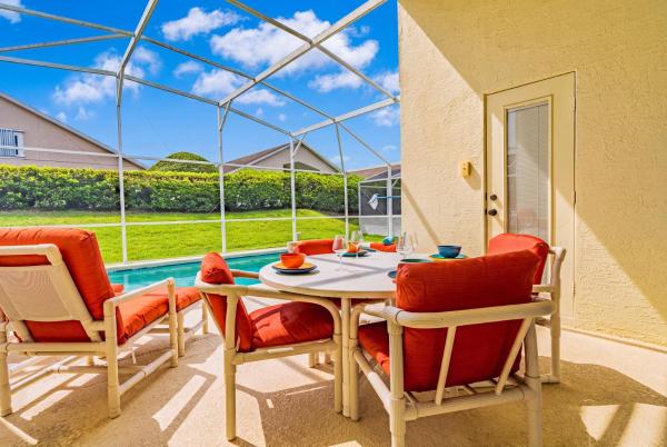 Family Friendly Vacation Home - Private Pool - Game Room - Nr Disney - Haines City, FL