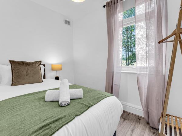 Modern 3br L Minutes 2 Lfc L Contractor Friendly - Liverpool