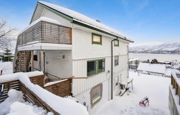 Modern Apartment With Free Parking Near The City Center - Tromsø