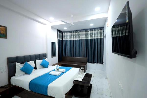 Hotel Season - Ahmedabad