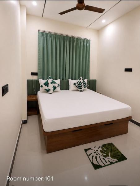 Srajan Boutique Stay - ウッジャイン