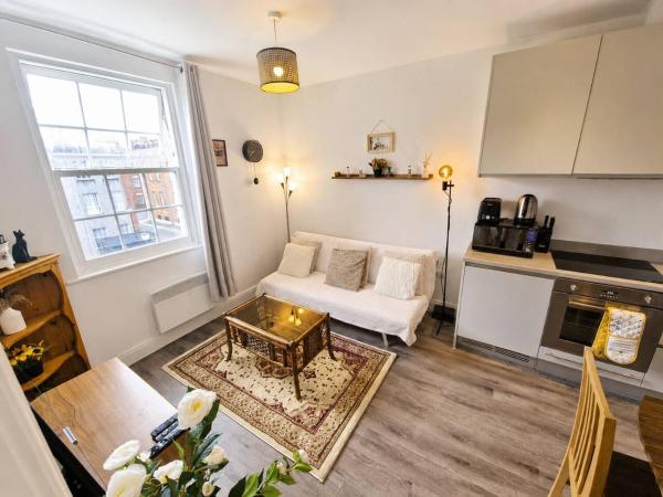 Contemporary Cabot Circus Central Flat Sleeps 4 - Brístol