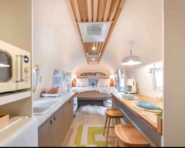 Airstream Sylvie With Salt Water Pool And Hottub - Charleston, SC