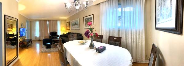 Toronto 4 Br House With Bbq For 2-6 Guests - Toronto