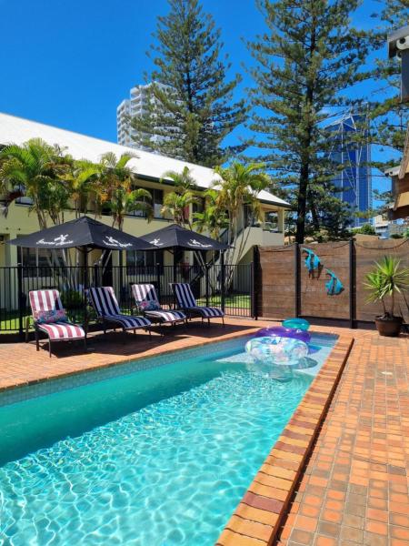 Darcy Arms Hotel Motel - Surfers Paradise