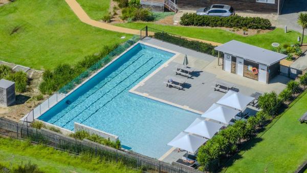 Bombora Beach House At Caves Beach - Newcastle