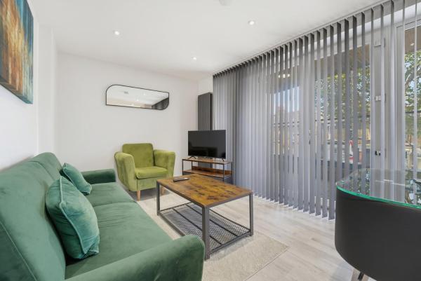Luxaura Homes 2-bed With Balcony - Northfields-apt 2 - Hounslow
