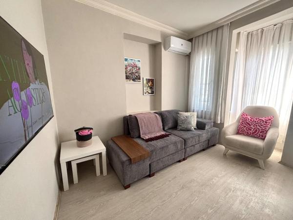 Pink House By The Seashore 2 Bedroom Fiber Internet - Istanbul