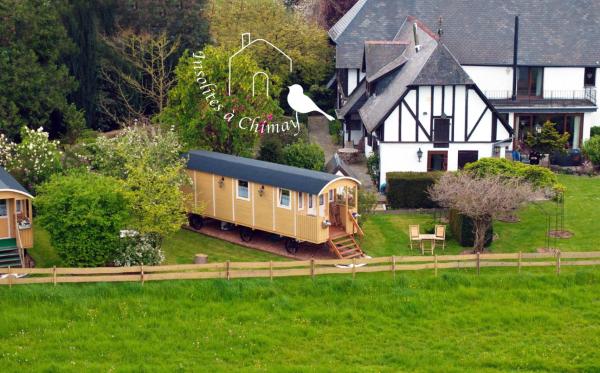 Insolites à Chimay - Les Roulottes à Rièzes - Chimay