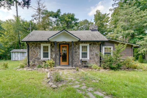 Hike, Recharge & Unwind! Saugerties Cabin - Rhinebeck, NY