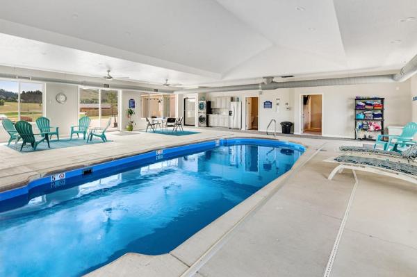 High Country Pool House - Deadwood, SD