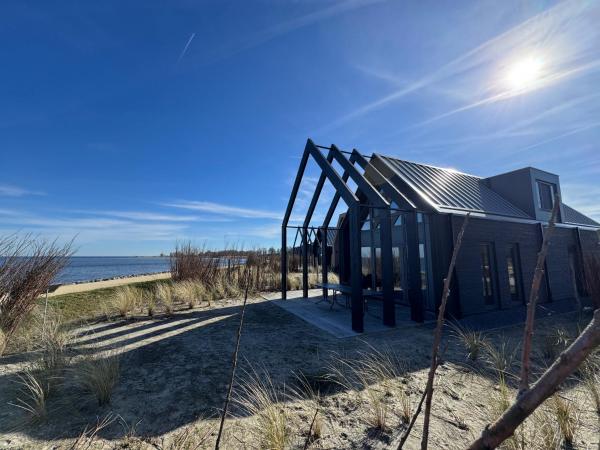 Enkhuizer Strand Beachhouse Black Pearl Nr 401 - Nordholland
