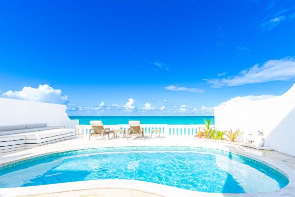 Caprice 8 - Luxury Ocean Front Villa - Pool - Nassau