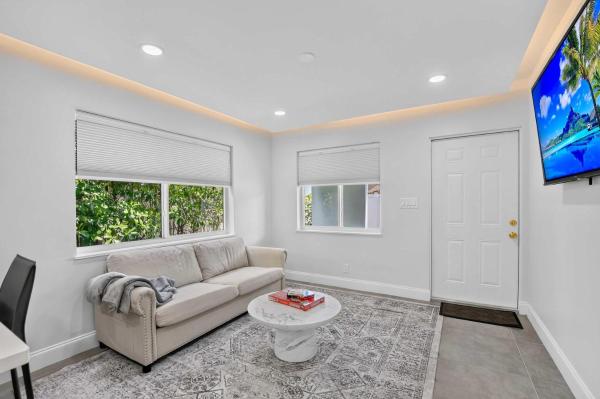 Coveside Hideaway 4 & Coastal Oasis - Deerfield Beach, FL