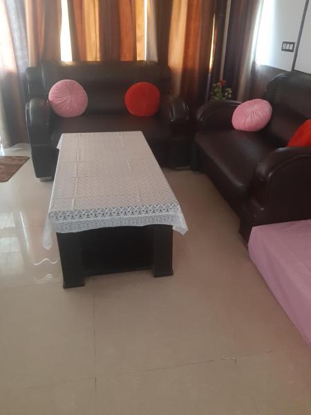 Premium Crest Homestay For Female Guests Only Wi-fi Kitchen Facility Prime Location City View - Kandaghat