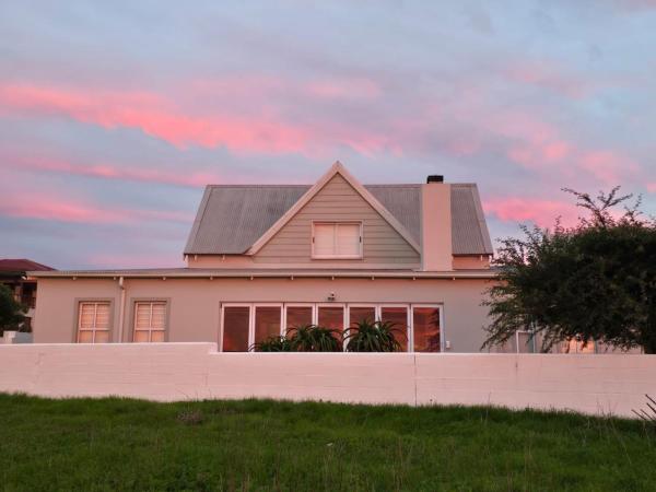 Chasmanthe's Sunset Retreat - ランゲバーン