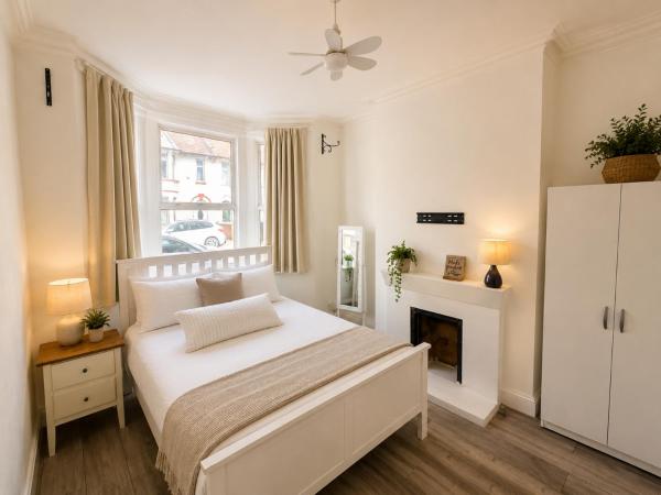 Generous 4bdr Modern Family Home In Ilford Lane - Leyton