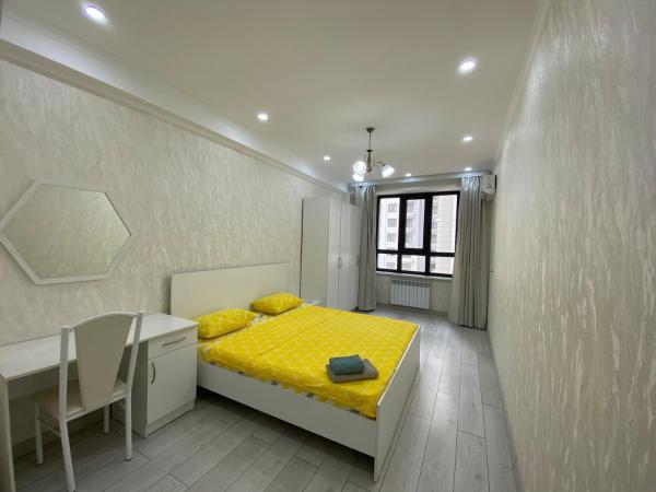 Spacious Two-room Apartment In Alexandria - Biskek