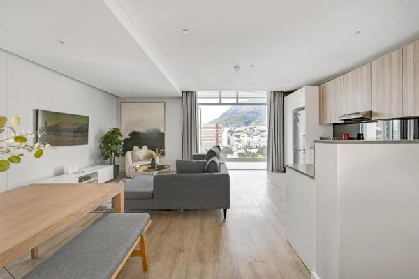 Zara - Unmatched Table Mountain Views 2 Bed City Apartment - Cape Town