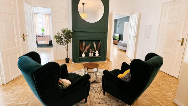 Spacious 125m Apartment In Gera City Center For 8 Guests - Weida