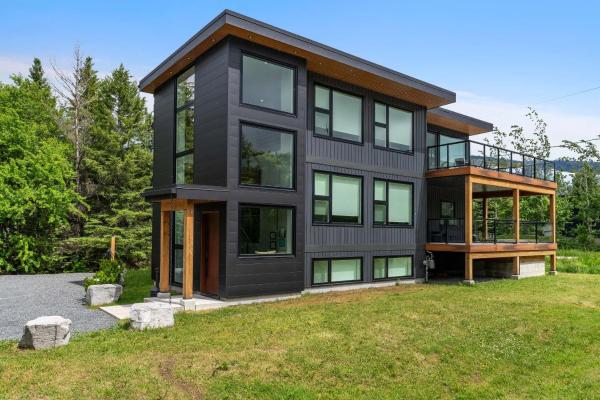 High-tech Mountain Luxury Fitness Hot Tub & Bbq - Collingwood