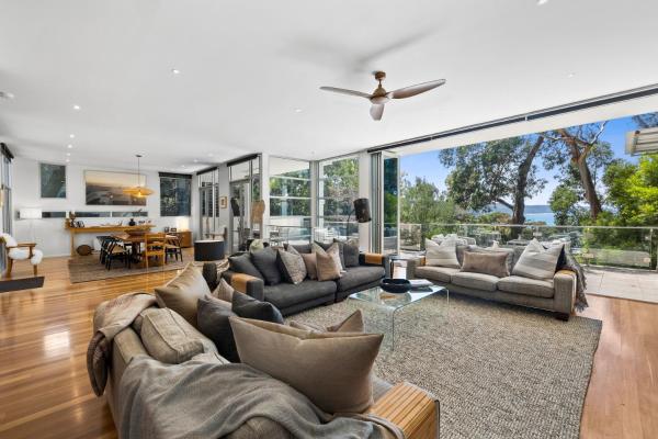 Seaview House Luxury Group & Retreat Accommodation - Lorne
