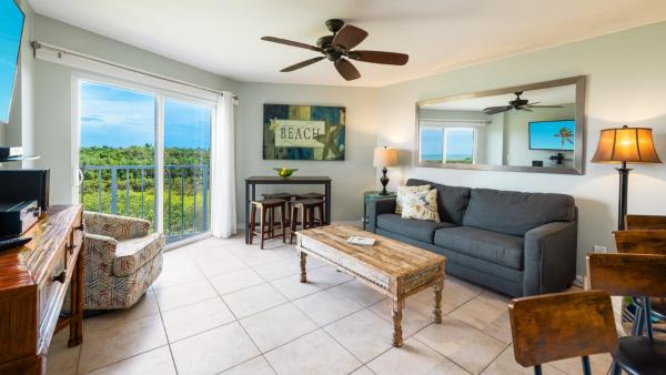 Snorkel Legendary Reefs - Relax Poolside Op 2315 - Key Largo, FL