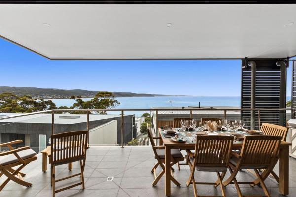 Oceania 11 - Lorne