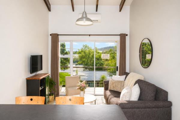 Stunning Knysna Central Apartment - Knysna