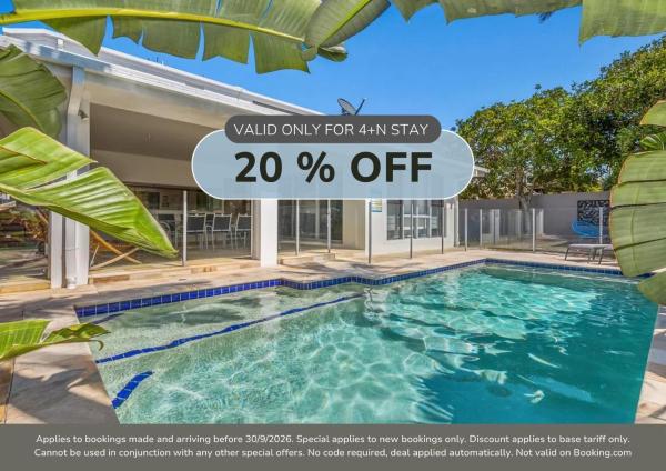 Ocean Blue - 5 Bedroom Pet-friendly Beachside Home - Kingscliff