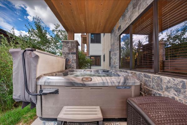 Elk Creek Condos B103 By Stay Winter Park - Winter Park, CO