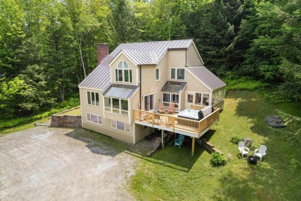 5br Chalet With Hot Tub Game Room & Ev Charger - Ludlow, VT