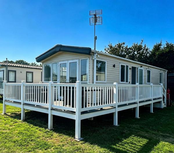 Cosy 2 Bed In Dovercourt Holiday Park -Sleeps 6 - Walton-on-the-Naze