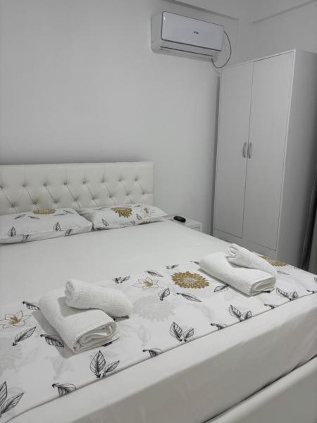 Urani Cozy Apartment - Ksamil