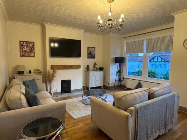 2 Bed Apartment Close To Beach - Herne Bay