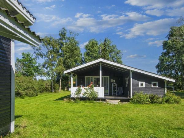 6 Person Holiday Home In Glesborg - Dänemark
