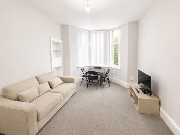 4 Bed, Free Parking, Near City Centre - Glasgow