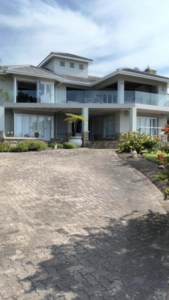 Hill Top Guesthouse - Plettenberg Bay