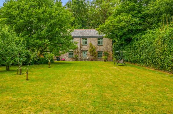 Orchard Cottage - St Austell