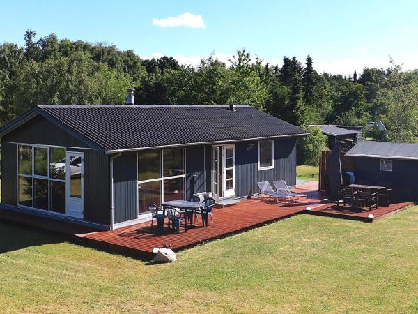 4 Star Holiday Home In Nibe - デンマーク
