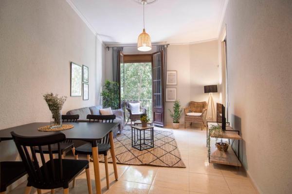 22man1017- Cute Apartment In Sant Antoni - La Floresta