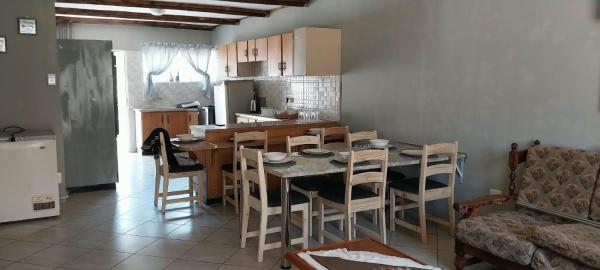 Jb Laser Guesthouse - Piet Retief