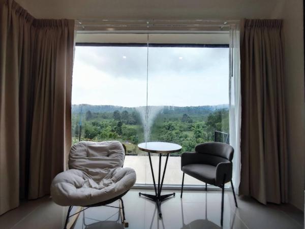 217 Little Hill - Thailand