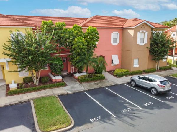 Family Getaway Townhome At Lake Berkley 15min To Disney - Verenigde Staten