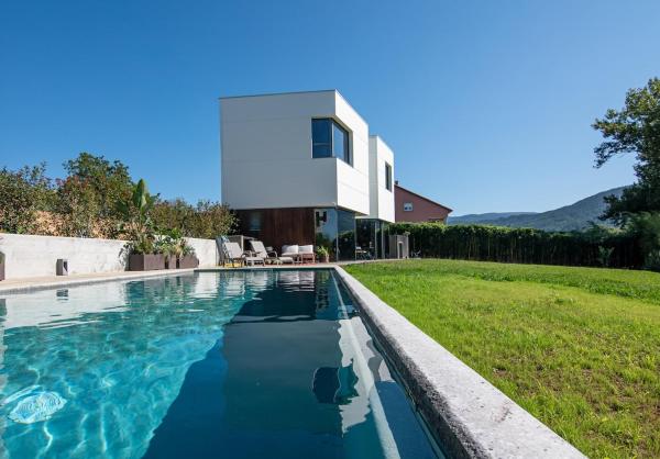 Mud Villa - Noia