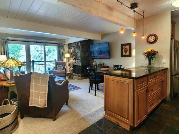 Lift One Condominiums - Unit 304 - Aspen, CO