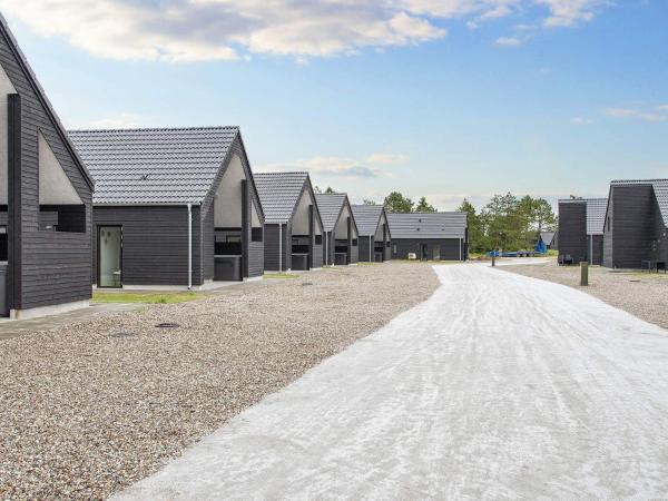 Lush Holiday Home For 8 In Romo - Rømø