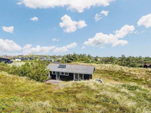 6 Person Holiday Home In Ringkøbing - Søndervig