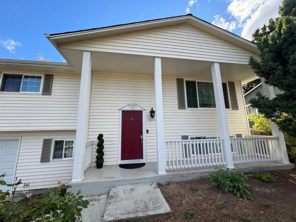 White House - Salem, OR
