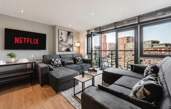 10th Floor City Views - Stylish Leeds Sleeps 8 - Leeds Station